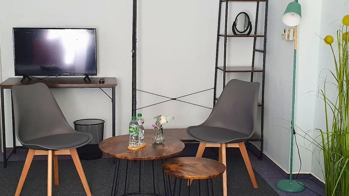 Gemuetliche Ferienwohnung Berlin Fuer 9 Personen 0*,