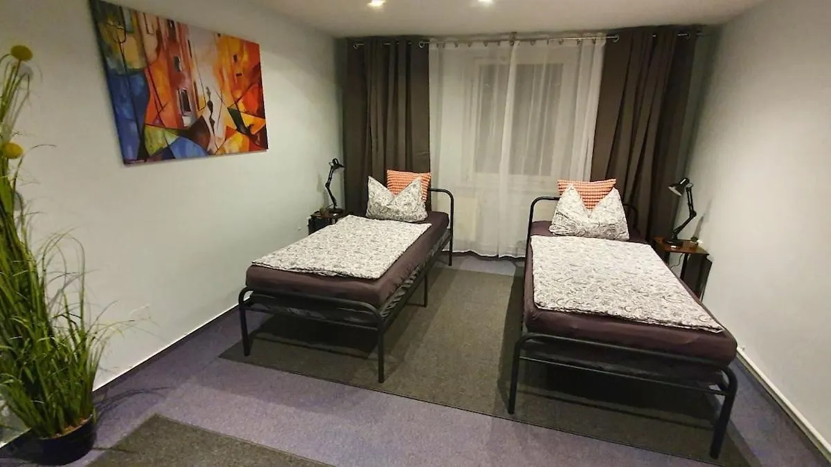 Apartamento Gemuetliche Ferienwohnung Berlin Fuer 9 Personen