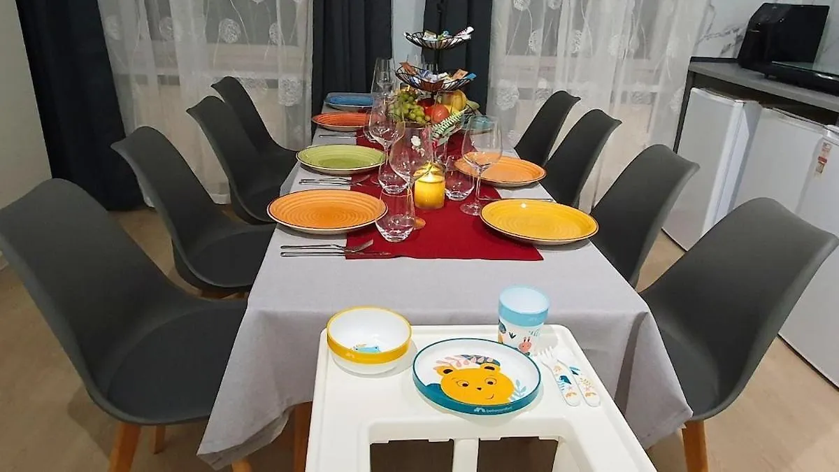 Gemuetliche Ferienwohnung Berlin Fuer 9 Personen 0*,